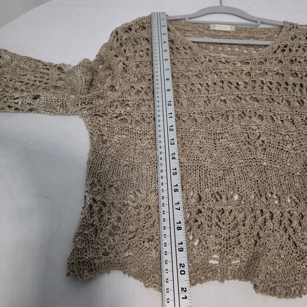 Altar'd State Tan Crochet Knit Pattern Top Size Small Medium - Picture 8 of 8